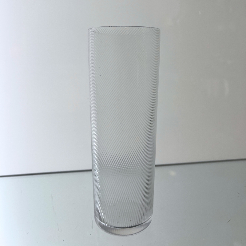 bicchiere alto e stretto in vetro di murano moretti vintage originale con righine