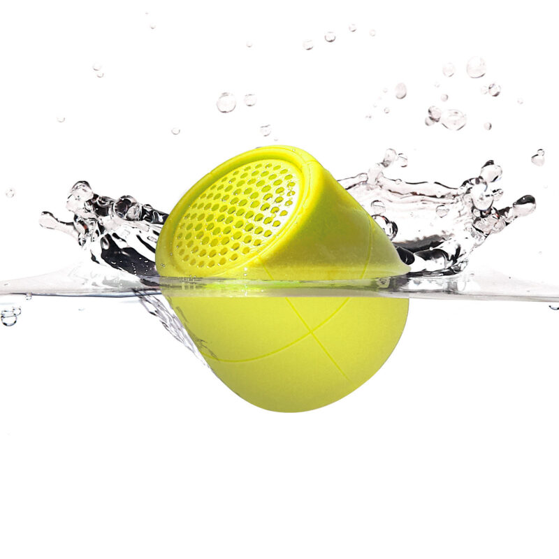 lexon piccola cassa bluetooth in gomma impermeabile e galleggiante
