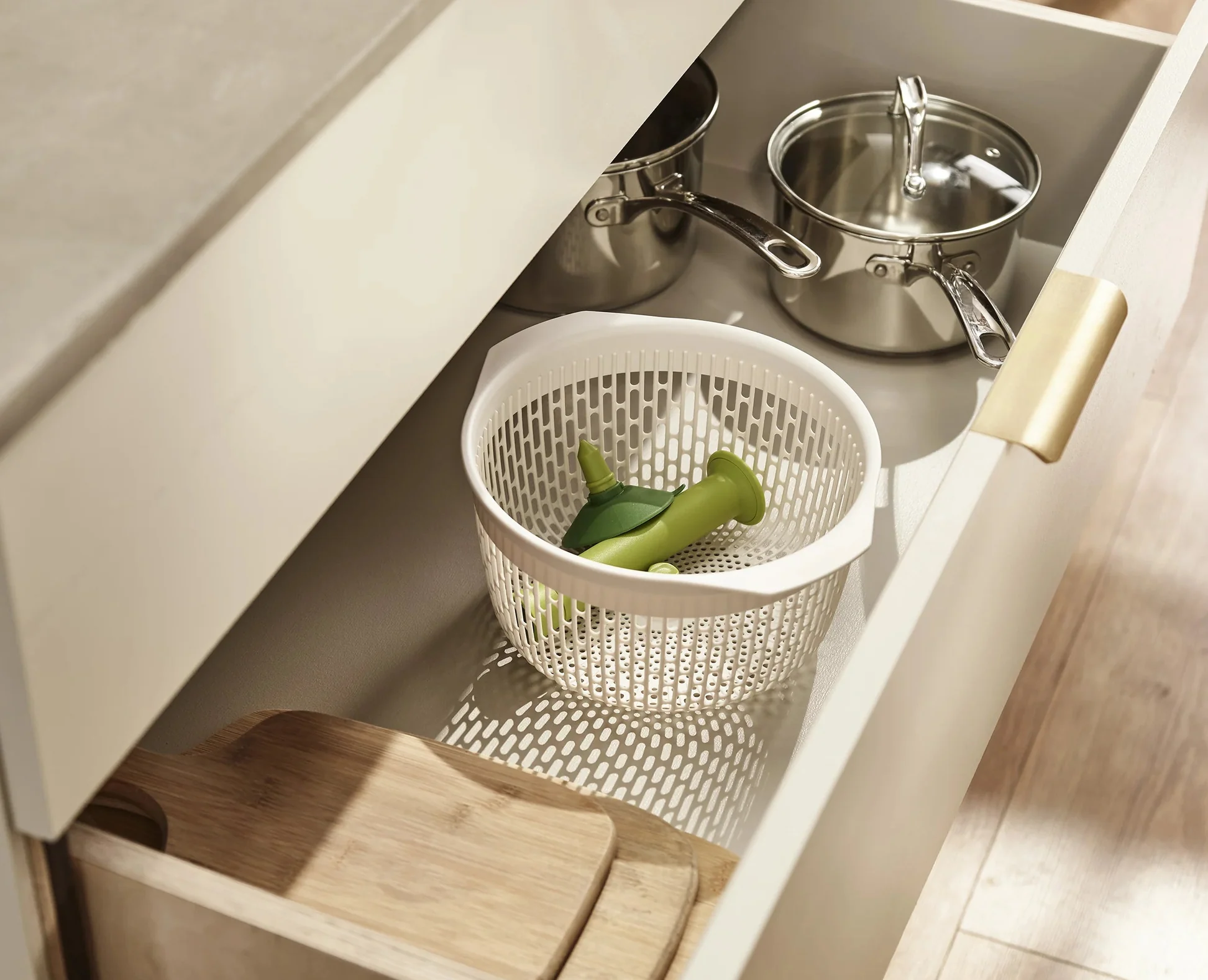 Joseph Joseph Centrifuga per Insalata/Scolapasta Spindola - immagine 4